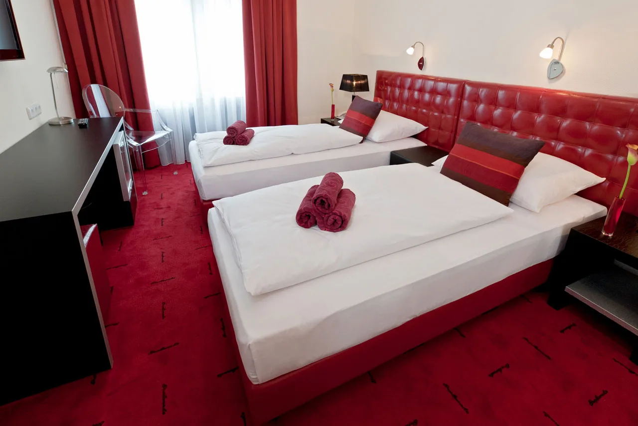 French-Bed Double Room Hotel Esplanade Köln